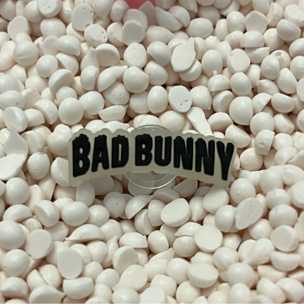 Bad Bunny “BAD BUNNY”🐰 Shoe Croc Charm